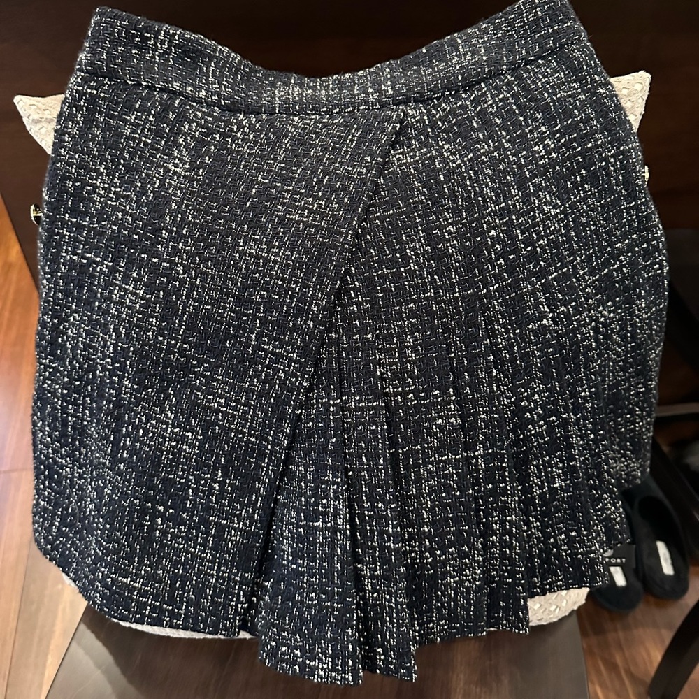 NWT Maje tweed skort in size 40